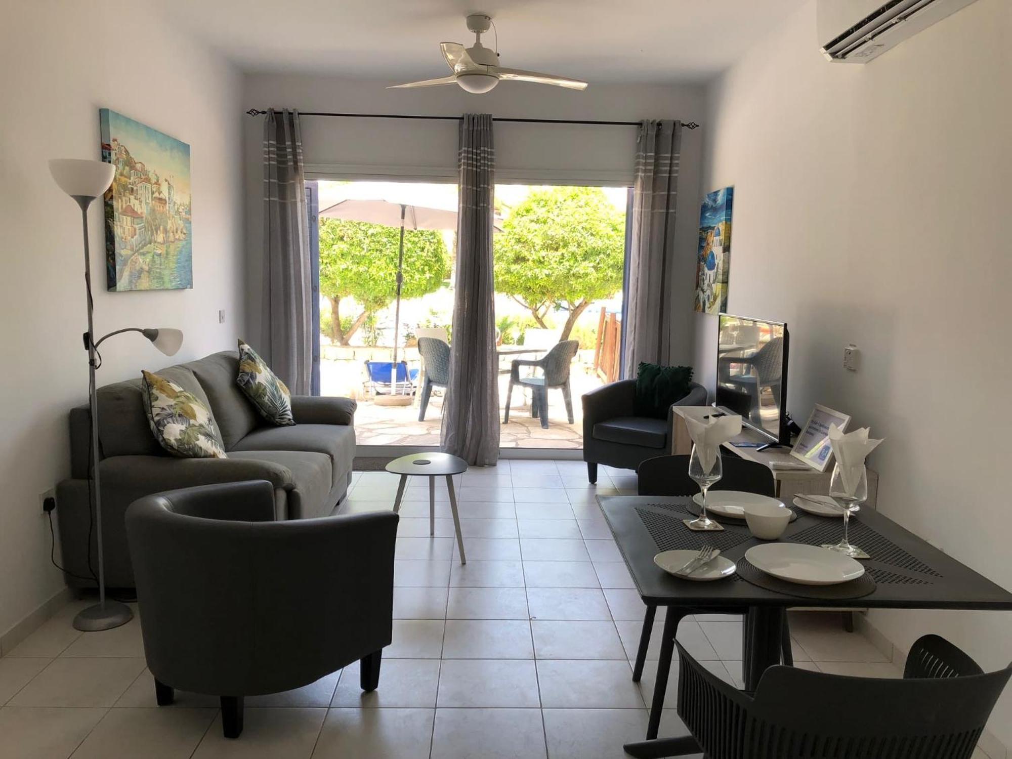 Appartement Stylish 1 Bedroom In Limnaria Gardens Paphos